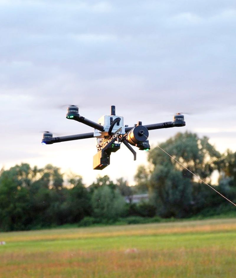 创新在实战：让电子干扰失效的光纤无人机走向战场